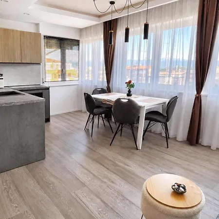 7 Sky Apartmán *